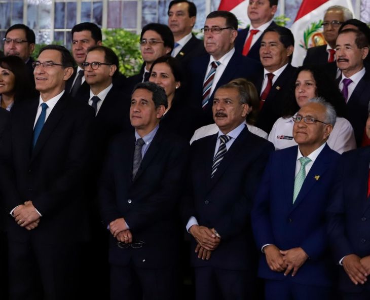  Gobernadores Regionales de todo el Perú, se reúnen hoy en Palacio de Gobierno, para tratar sobre la crisis política