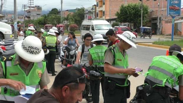  Una vez más la Policía Nacional realizará operativos educativos para sensibilizar el uso de casco en conductores de motocicletas lineales