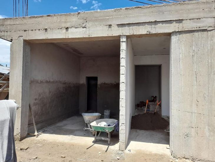  Piscoyacu: Construyen sede municipal “a la champa”, sin residente ni supervisor
