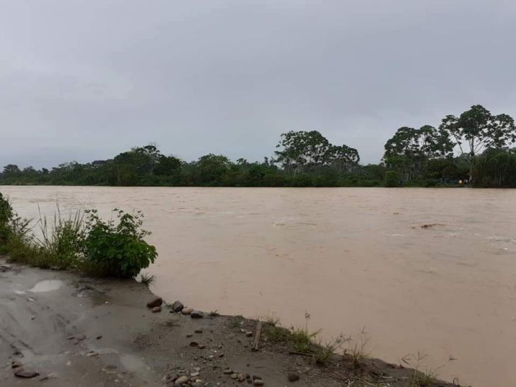  Tocache: Río Chontayacu se desborda inundando varias viviendas en la localidad de Nuevo Horizonte
