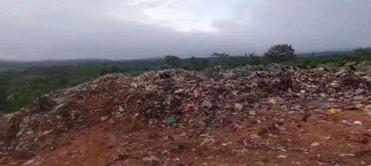 Chazuta: colapsa botadero de basura
